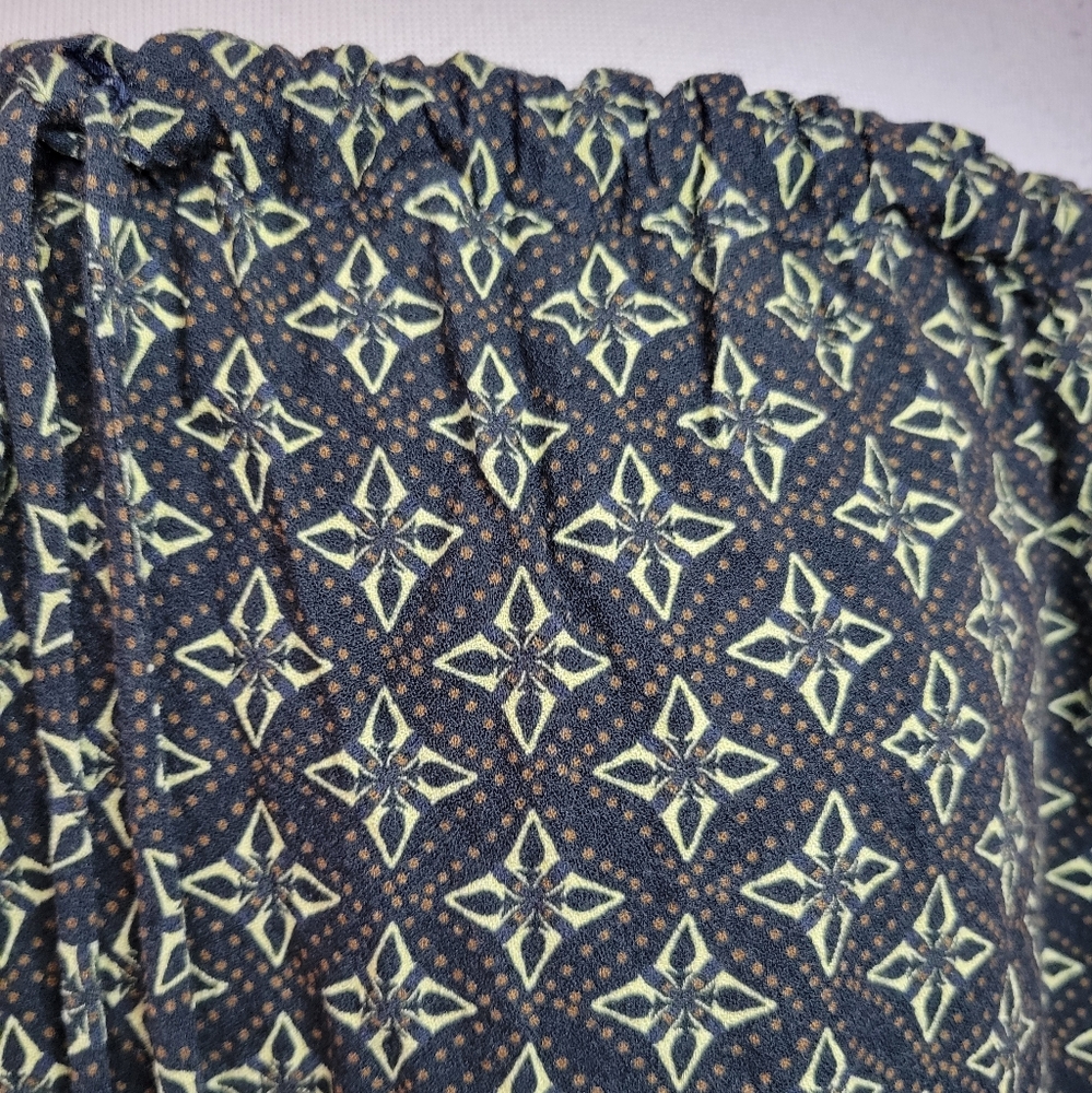 Farm Rio Off the Shoulder Top - Picture 2 of 8